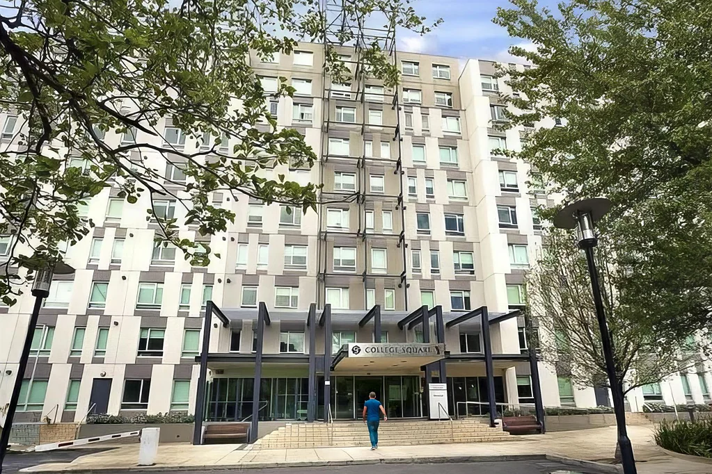Carlton  Studio Apartment in the Heart of Carlton!