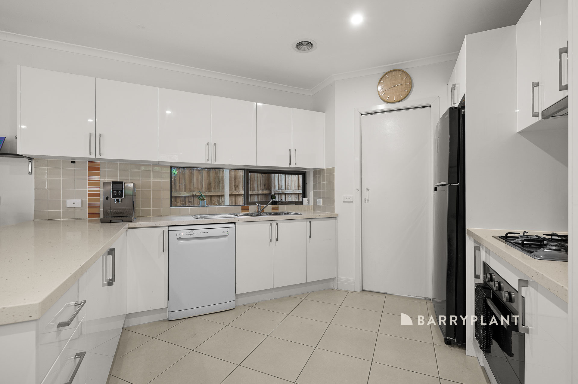 47 UPTON CR, NARRE WARREN VIC 3805, 0 habitaciones, 0 baños, House