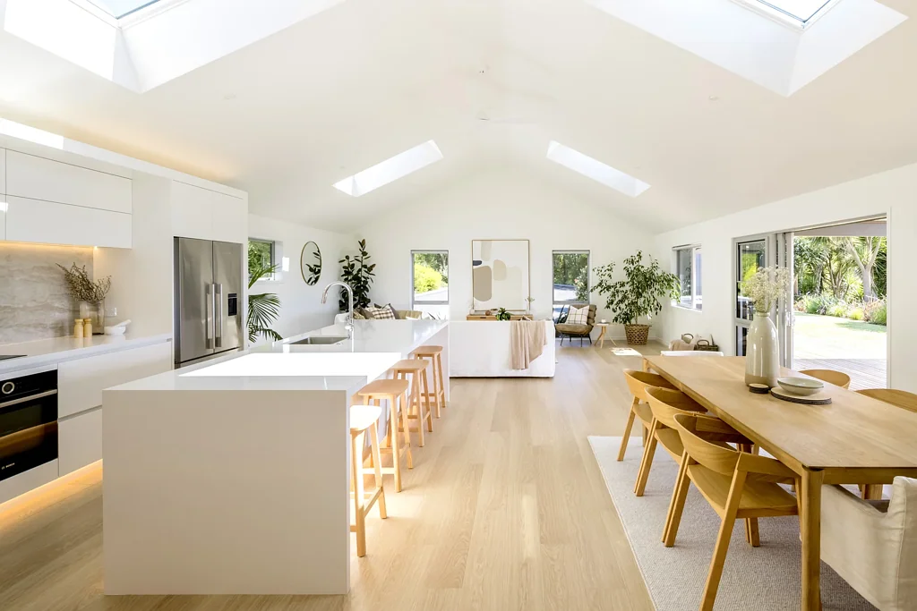 Raglan 4 Bedroom Immaculate Lifestyle Luxury in Raglan