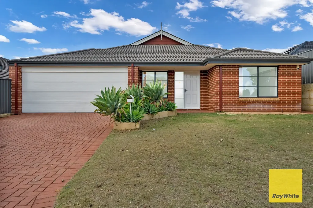 14 Dillwynia Bend, Banksia Grove, WA 6031
