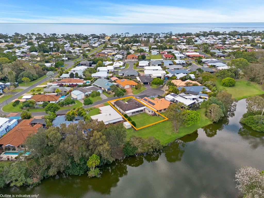 9 Treviso Court, Urangan, QLD 4655