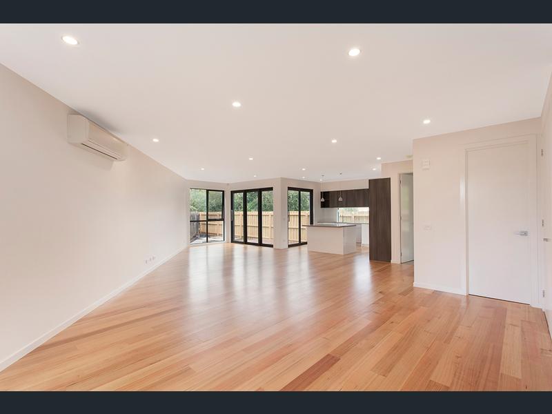 2A VERA ST, MURRUMBEENA VIC 3163, 0 Bedrooms, 0 Bathrooms, Townhouse