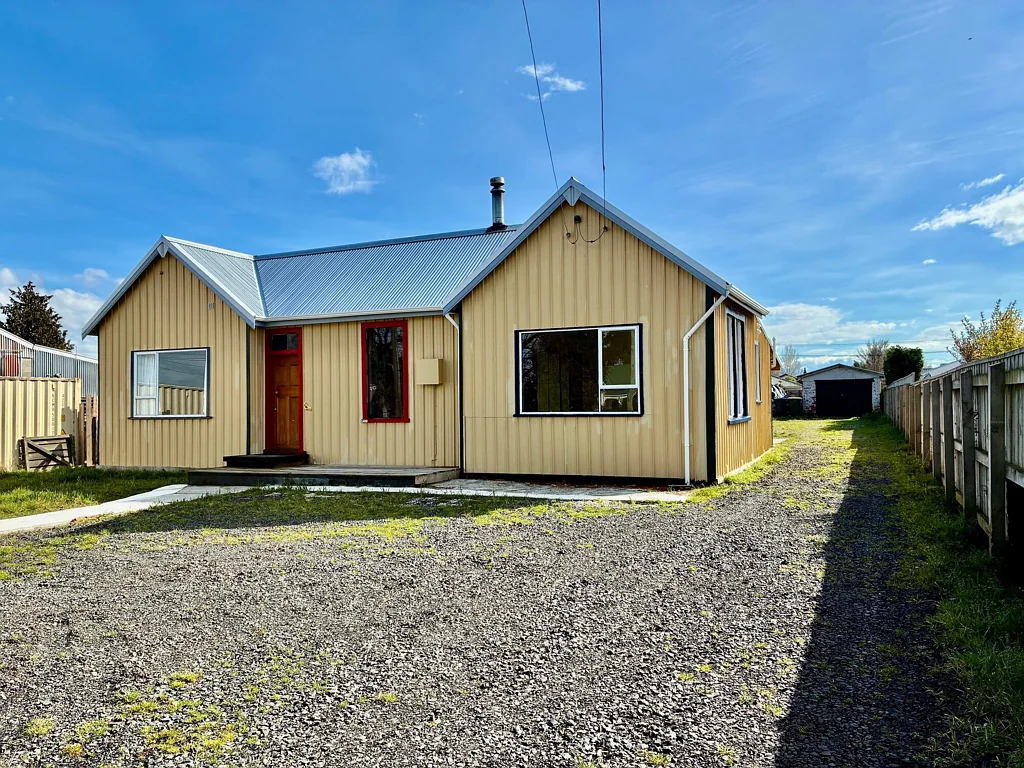 Milton 3 Bedroom Don't Judge this one by it's Cover