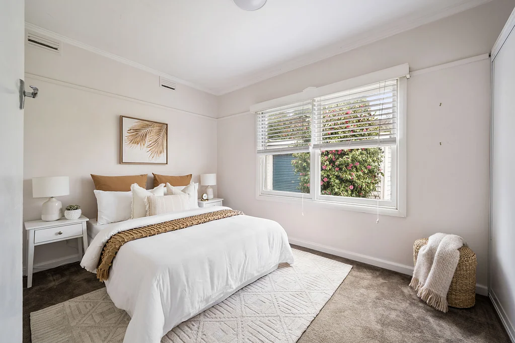 122 Lakeside Avenue, Mount Beauty, VIC 3699