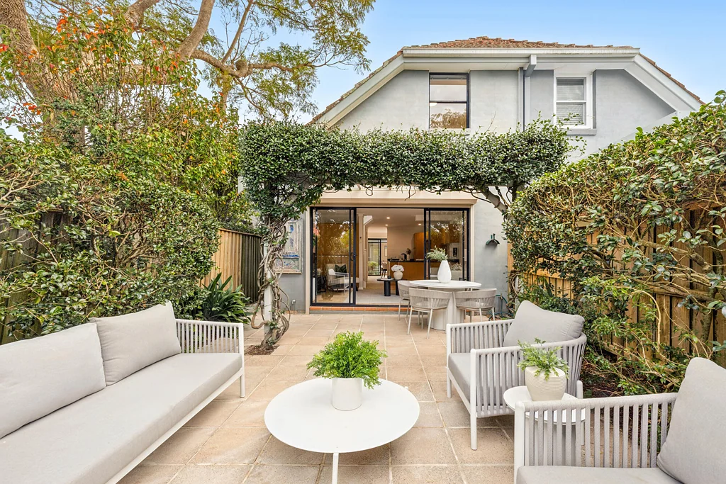 Cammeray 3房 升级至设计卓越、屡获殊荣的住宅 Level up to an outstandingly designed home with Award Winning features