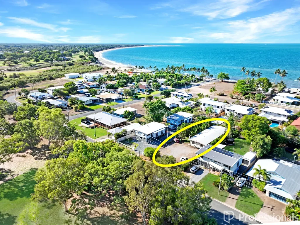 Bowen 6房  OUTSTANDING LOCATION - GOLF, BEACH & INVESTMENT IN ONE!