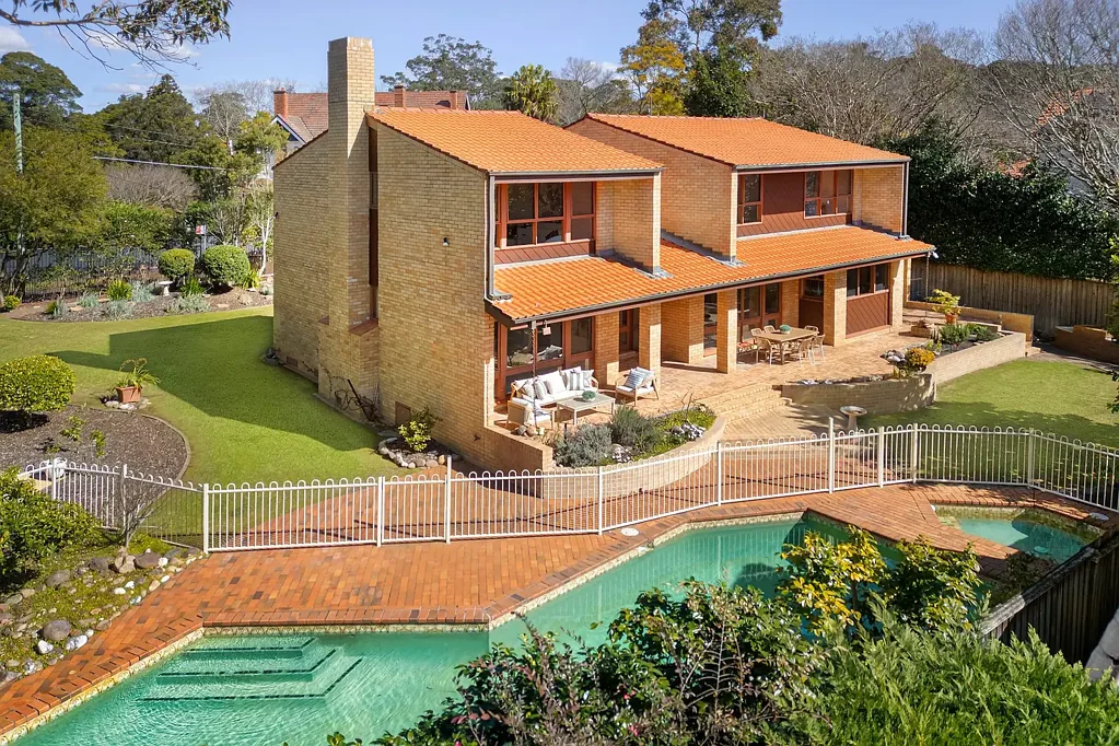 Warrawee 5Kwarto A Rare Combination of Land, Architecture & Opportunity in Warrawee