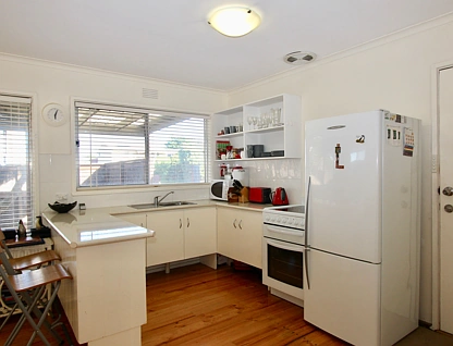 42 Sunderland Bay Road, Sunderland Bay, Traralagon , 3 rūma, 1 rūma horoi, House
