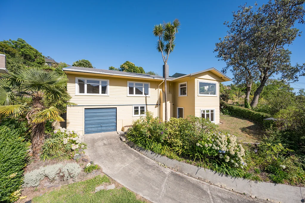 16 Thompson Terrace, Toi Toi, Nelson