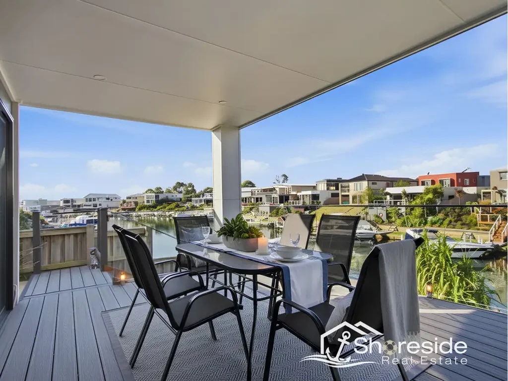 Paynesville 4 Slaapkamer Private Jetty and Waterfront Living Designed Around Lifestyle