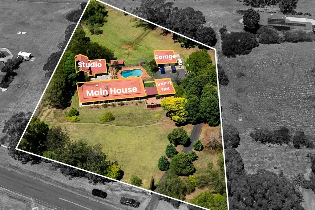 Denham Court 6 Slaapkamer Dual Occupancy - Suit Multiple Families