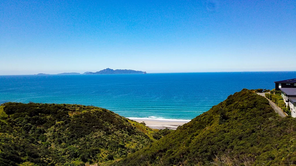 Mangawhai Heads Premium Coastal Living Above the Surf