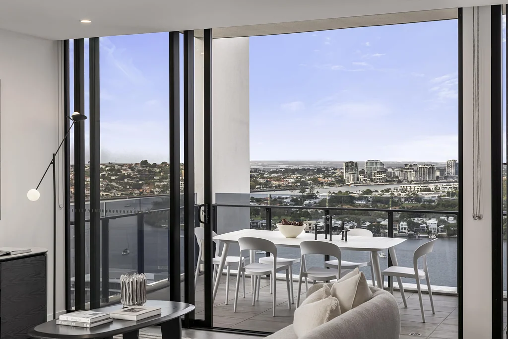 Newstead 4房 私人屋顶露台 15米河景前缘 281㎡四卧顶层 专属Skydeck 无边泳池 Uninterrupted River Views from Haven Penthouse.