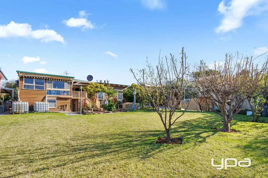 Dromana 4Kwarto North Facing Bay Views and Endless Opportunity