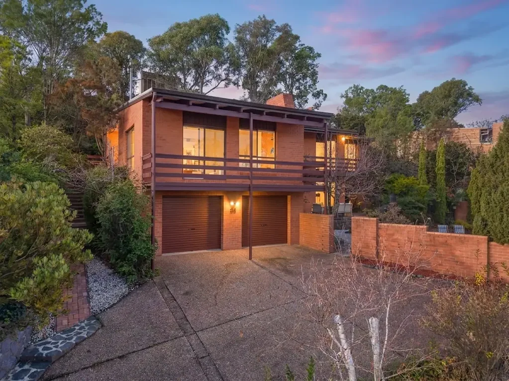 19 Harbison Crescent, Wanniassa, ACT 2903