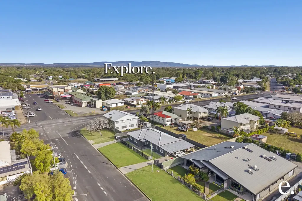 Mareeba 4ਬੈੱਡਰੂਮ RENOVATED DUPLEX WITH 6.6% GROSS RETURN!