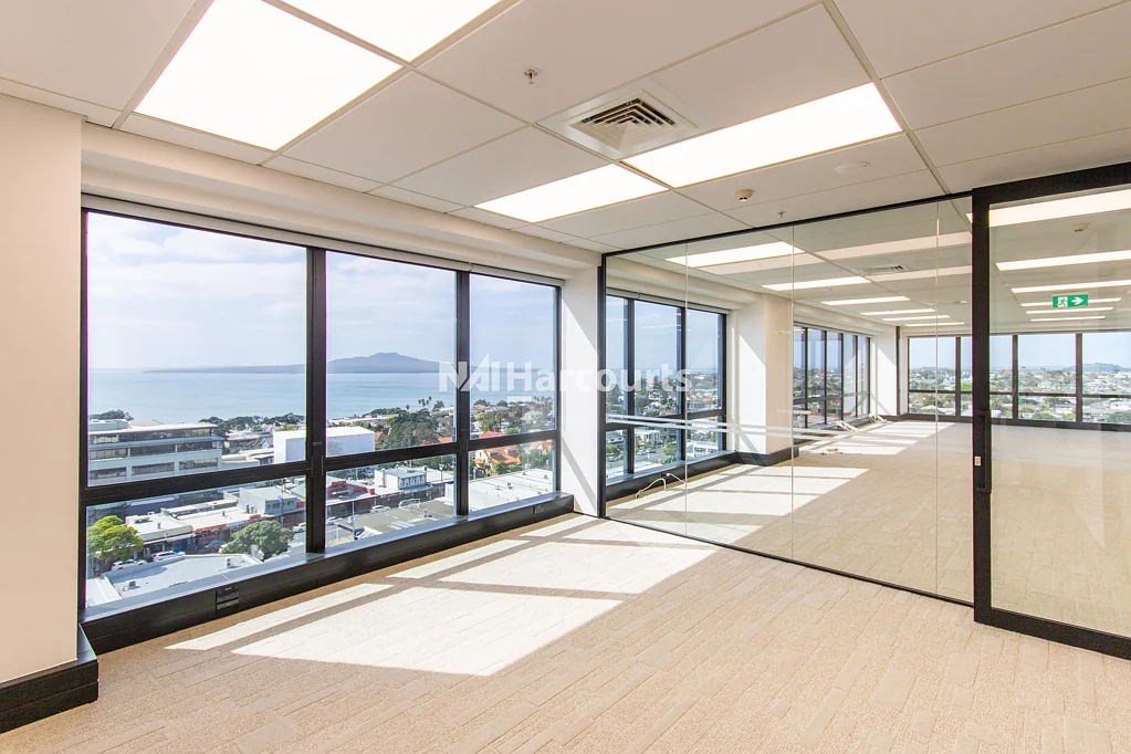 Takapuna  Premium Takapuna Office