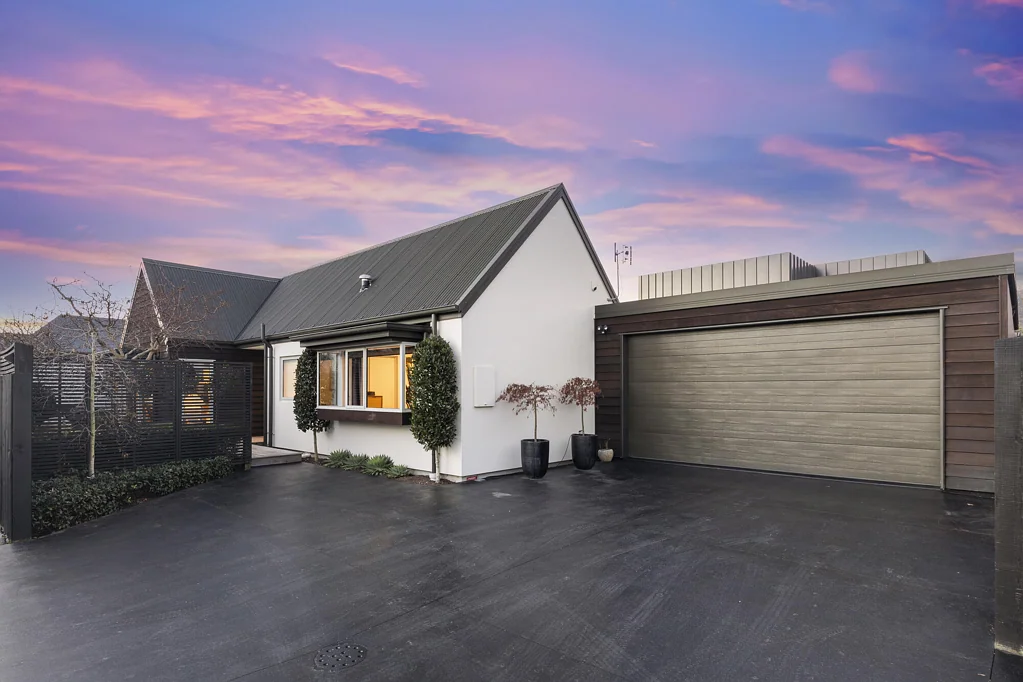 Fendalton 3 Slaapkamer Private, Polished, Perfectly Positioned!