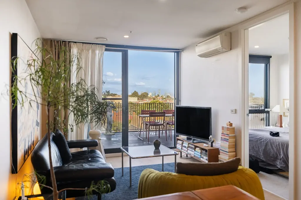 Northcote 1Moenga Fabulous City Views! Large Balcony