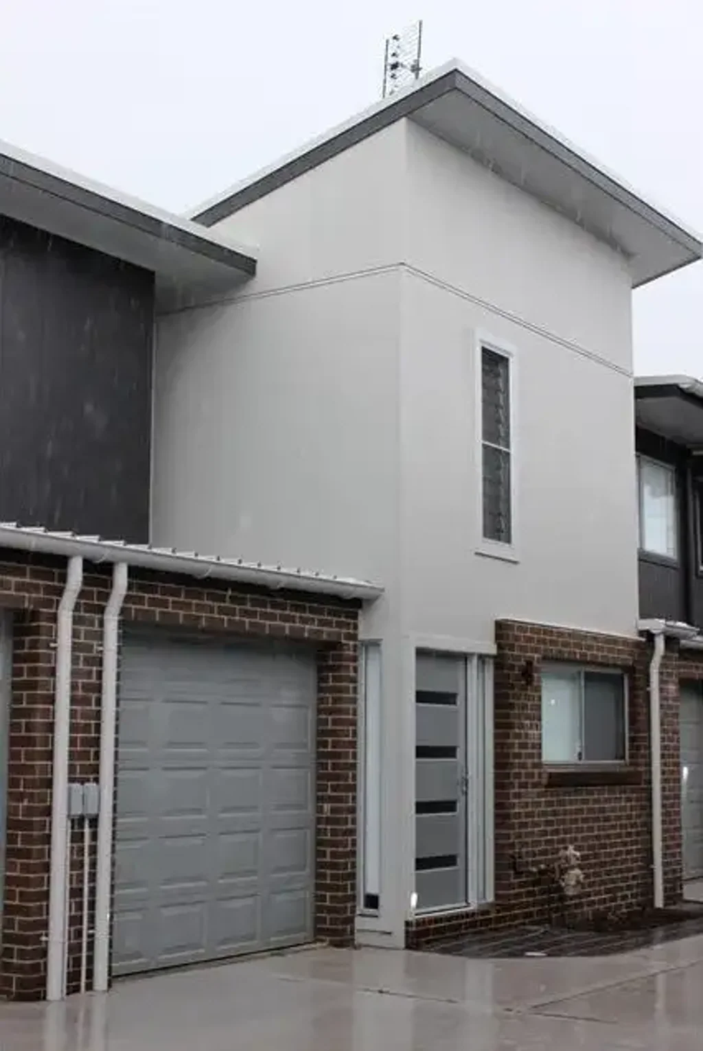 Modern Townhouse in a Prime New Lambton Location