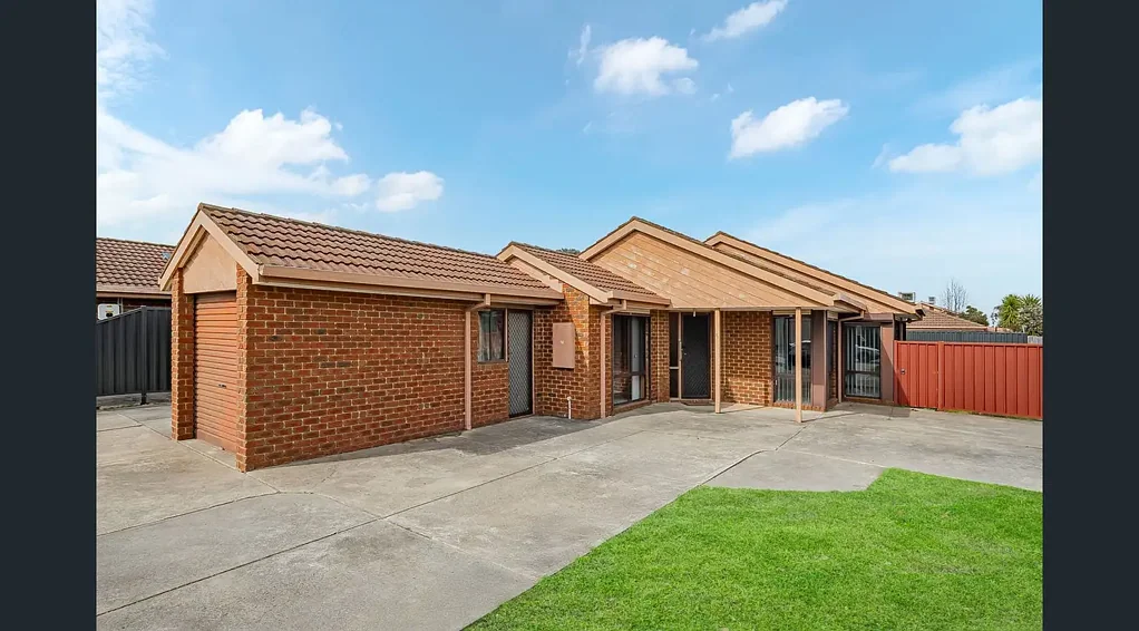 Charming Family Home in the Heart of Craigieburn