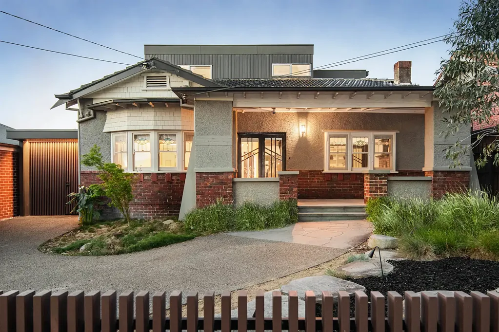 Elsternwick 5 Bedroom Home to a Perfect Blend of Character, Space, and Contemporary Elegance