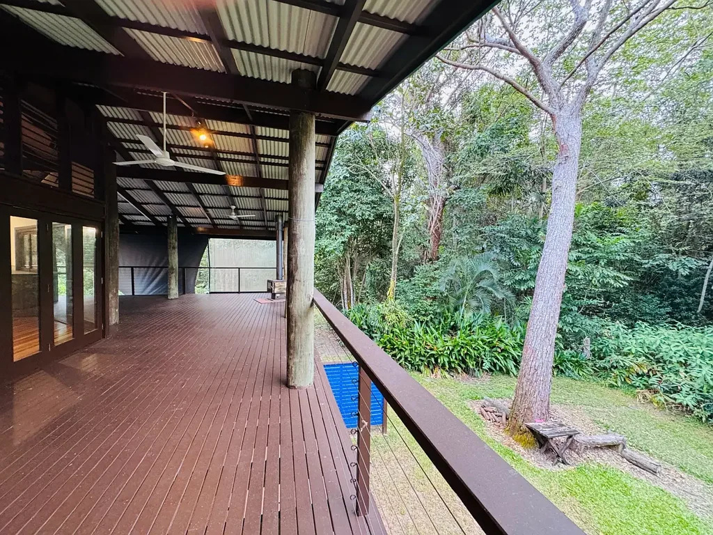 Midgeree Bar 2房  A Nature Lovers Private Home on 2.5 Acres by the River Inlet !
