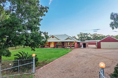 Dubbo 5Habitaciones Semi-Rural Entertainer in Firgrove Estate