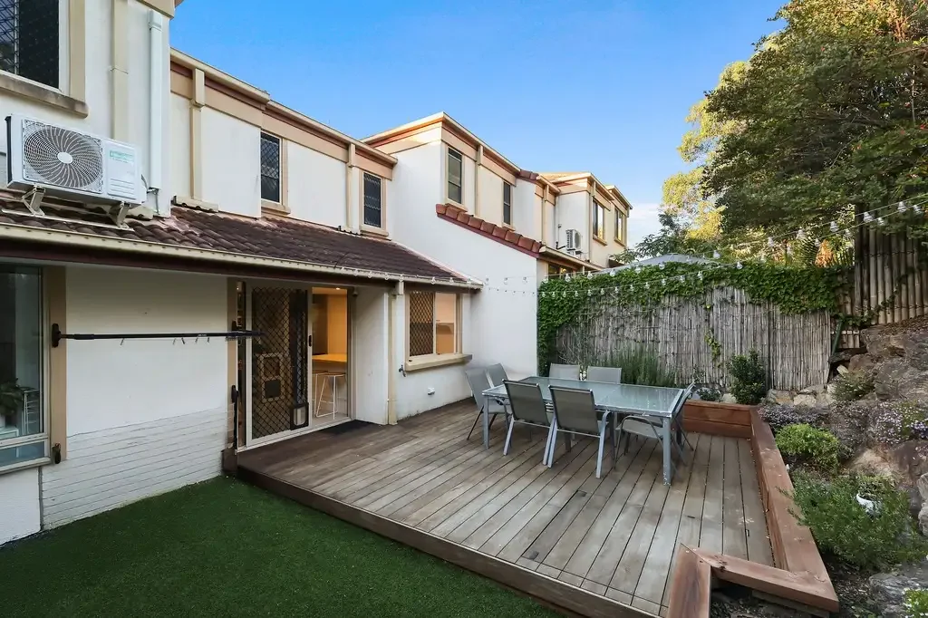Reedy Creek 3침실 Low Maintenance Lifestyle - Outstanding Rear Garden & Location