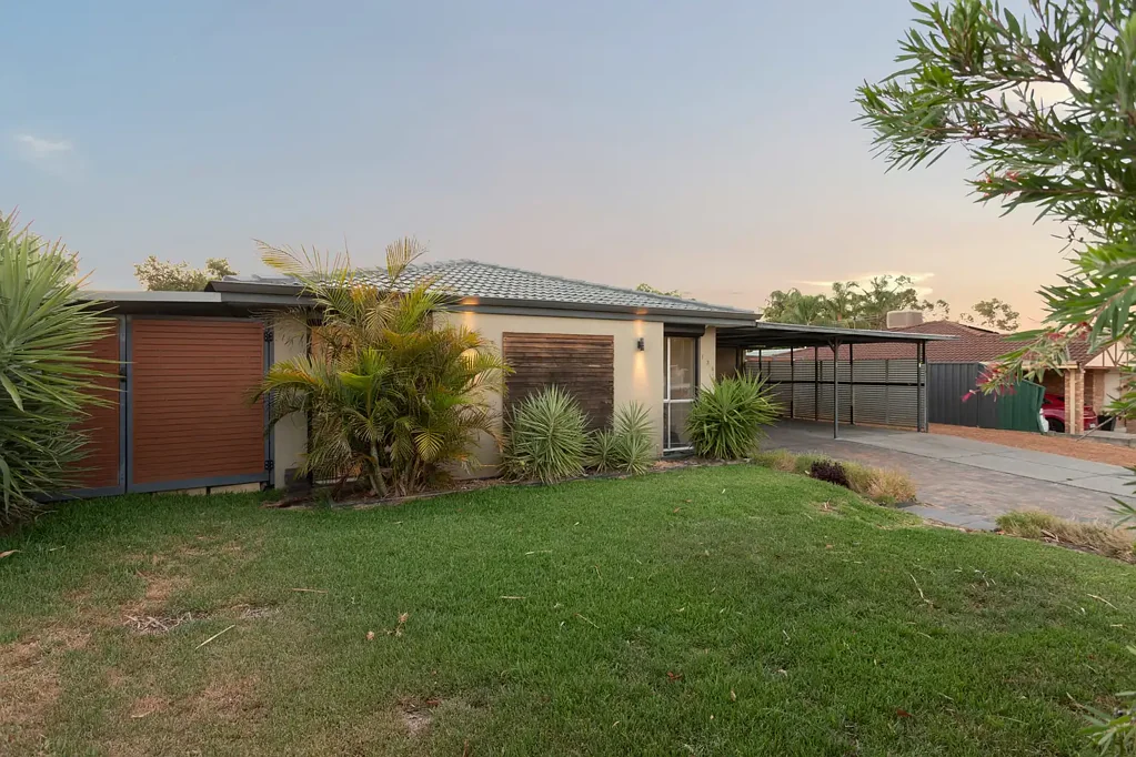 136 Blackadder Road, Swan View, WA 6056