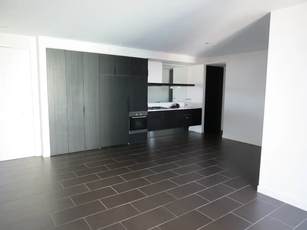 IMMACULATELY PRESENTED TWO BEDROOM IN ELM!