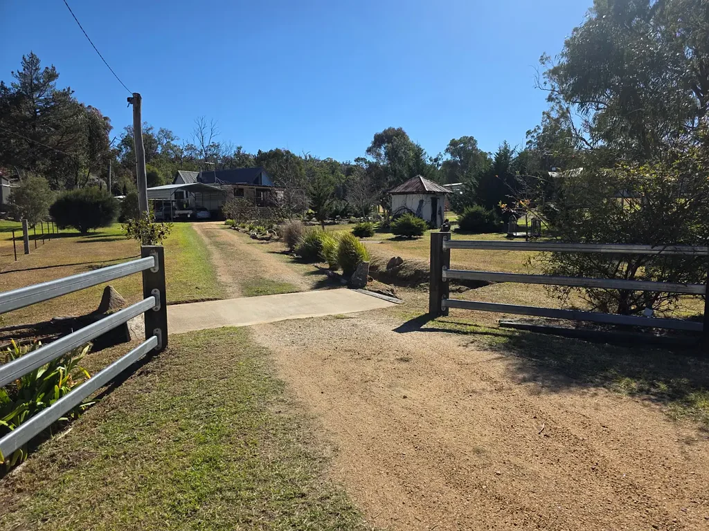 Stanthorpe 3Kwarto COUNTRY CHARM & ESTABLISHED GARDENS