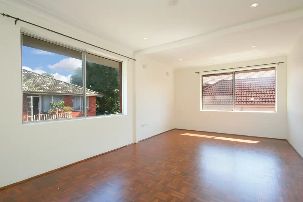 Light-filled one bedroom apartment