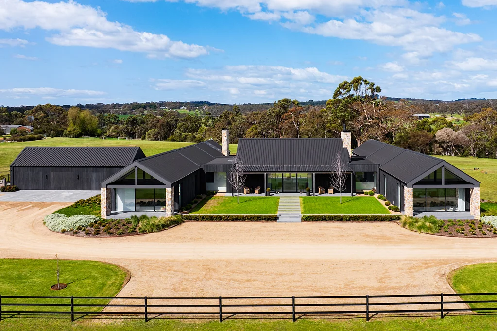 90 Wallaces Road, Dromana, VIC 3936