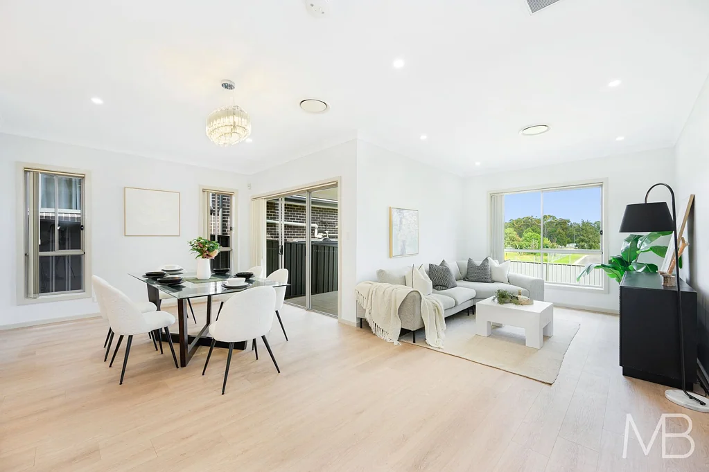 Schofields 4Zimmer ELEVATED LIVING IN A PRIME POCKET