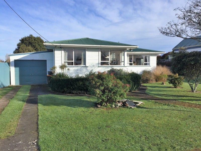 1 Julian Street, Eltham, South Taranaki, 3 Kuwarto, 1 Banyo