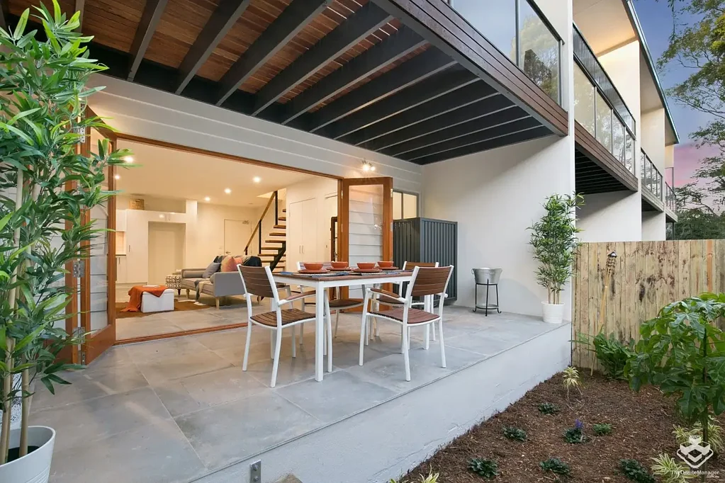 Hard to Find 2 bedroom Townhouse with Individual Ensuites