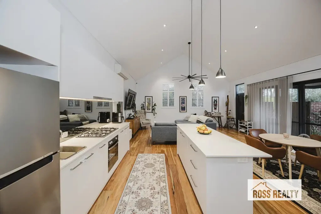 Woodbridge 4બેડરૂમ A Home That Refuses to Blend In