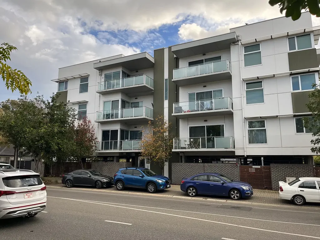 Modern Two-Bedroom Apartment in the Heart of Prospect