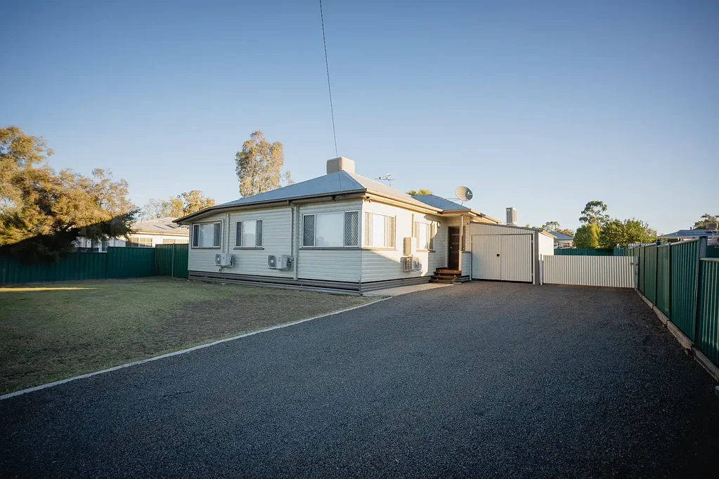 17 Crawford Street, Roma, QLD 4455