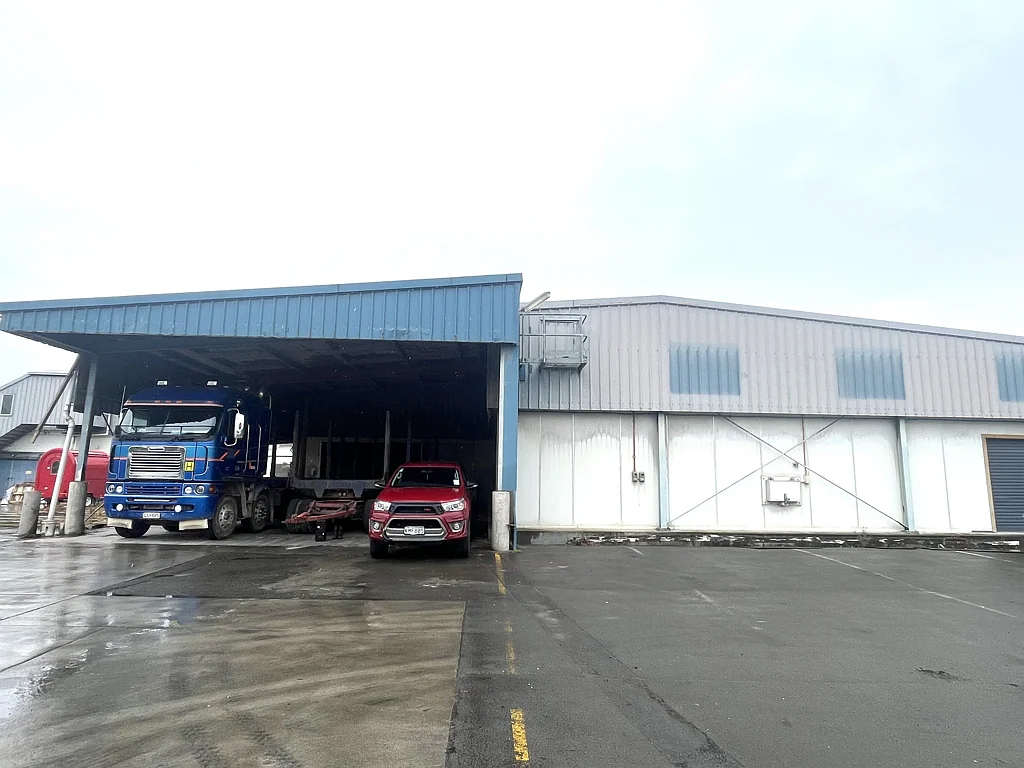 Te Horo Standout warehouse in Te Horo