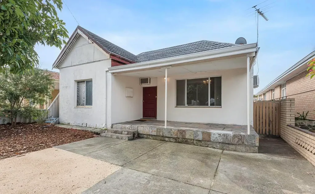 76 Flinders Street, Mount Hawthorn, WA 6016