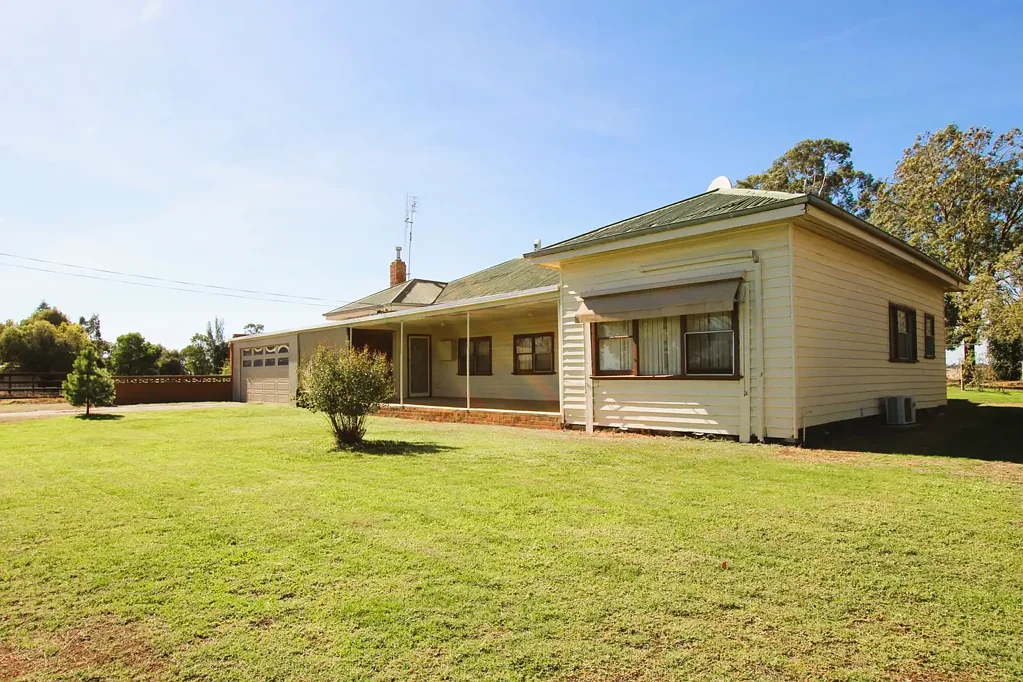 Lockington Ideal Rural Lifestyle Opportunity on 34.5 Acres (14ha) approx.