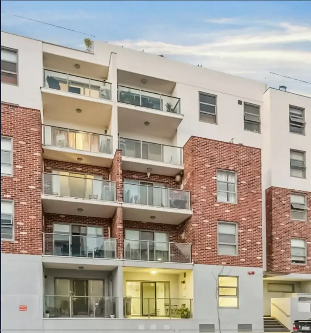 East Perth 1Kwarto Elegant and Spacious Ground Floor Stunner!