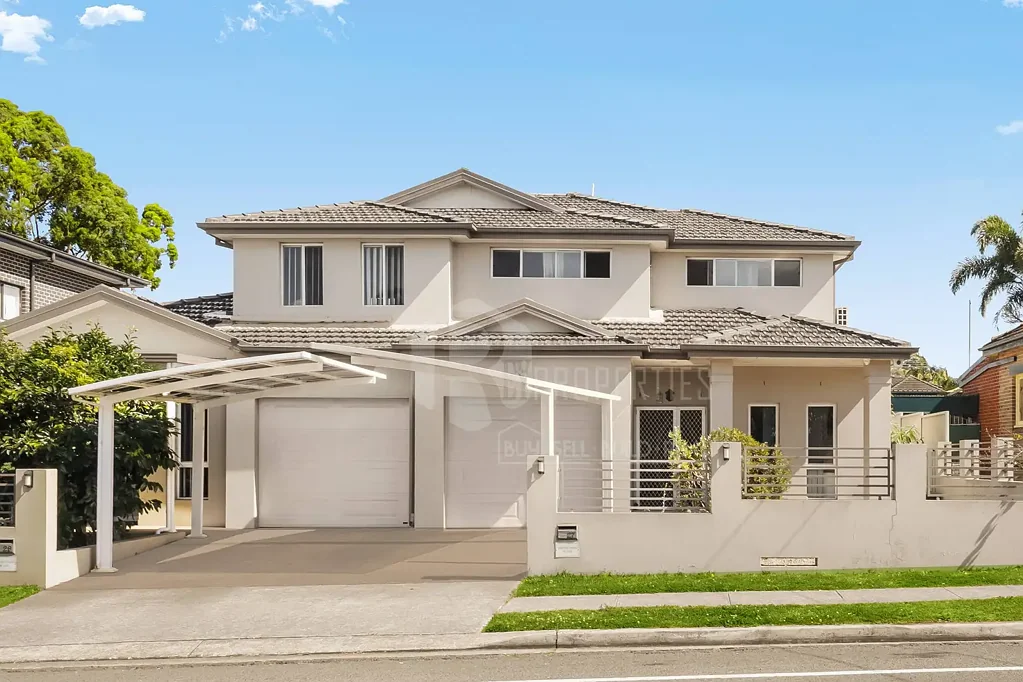 Guildford 4બેડરૂમ MODERN FAMILY LIVING WITH STYLE, SPACE & CONVENIENCE