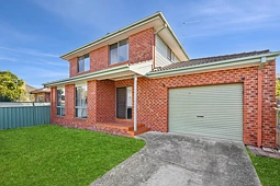 1/11 Iona Street, Clayton