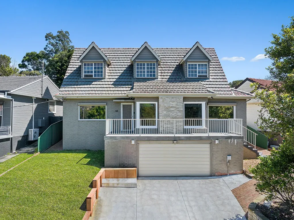 West Wollongong 3ਬੈੱਡਰੂਮ Spacious Entertainers Home in Convenient Location