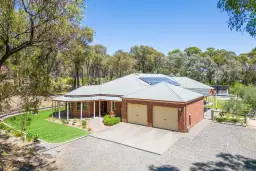 32 Braeside Drive, Junortoun