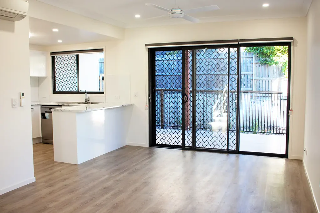 Large 3 Bdrm 2.5 Bathroom Townhouse with Views Close to Nambour CBD -  Low Maintenance Living at its Best
Rent increase to $690 30/03/2027