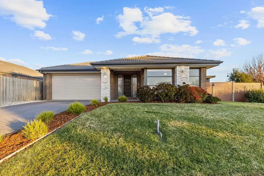 Traralgon 4部屋 The Ultimate Family Home